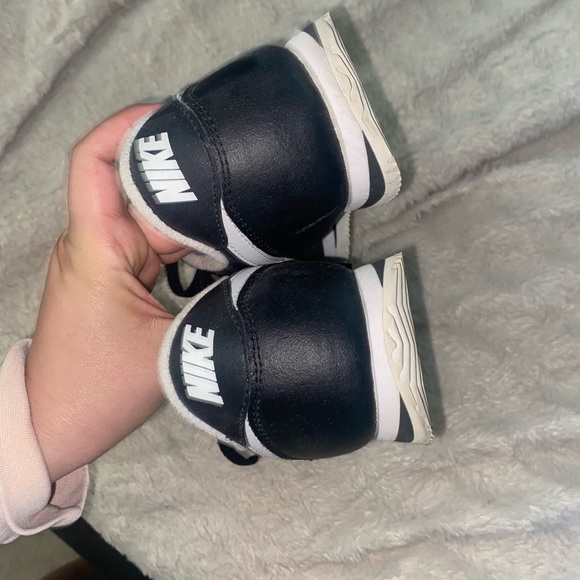 COPY - Nike Cortez - Picture 3 of 6